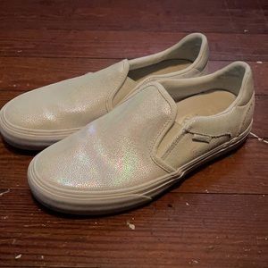 Women’s Size 8 Vans Holographic